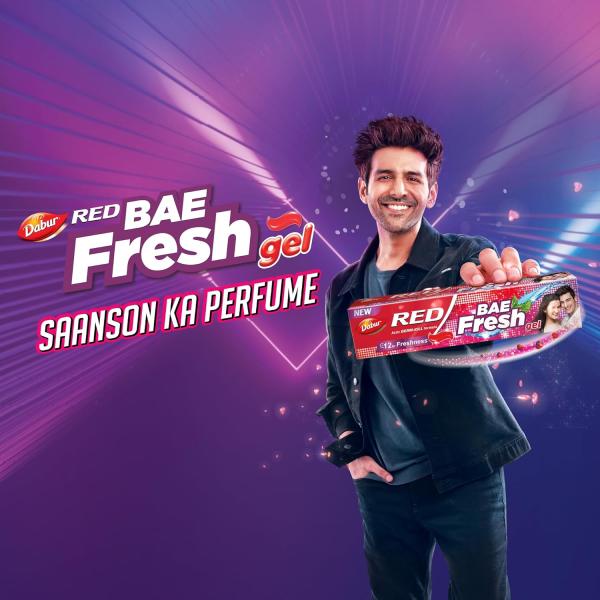 Dabur Red Bae Fresh Gel - 600gm (300gm*2) | Fights Bad Breath, Cavity Germs and Plaque | 12hr Freshness | Activ Germ-Kill formula GROCERY