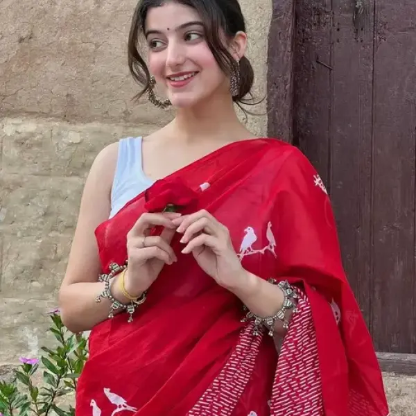  THE LIVING CRAFT Jaipuri Hand Block Printed Soft Cotton Mulmul Saree
