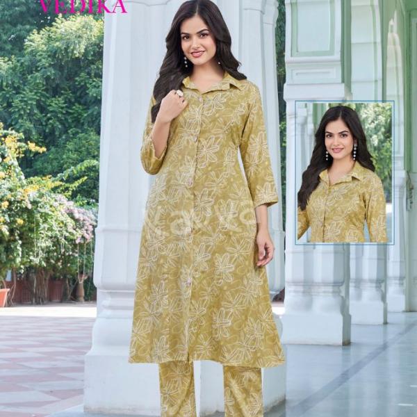 WOMAN KURTA SETS