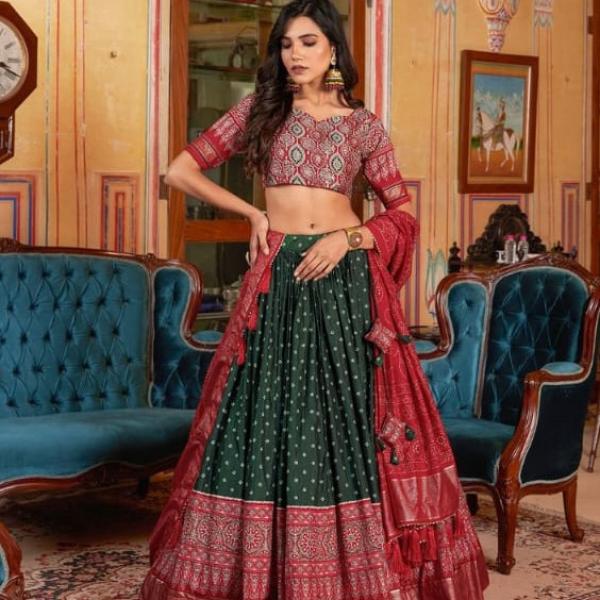 Pure Dolla silk chaniya choli with viving mill foil concept