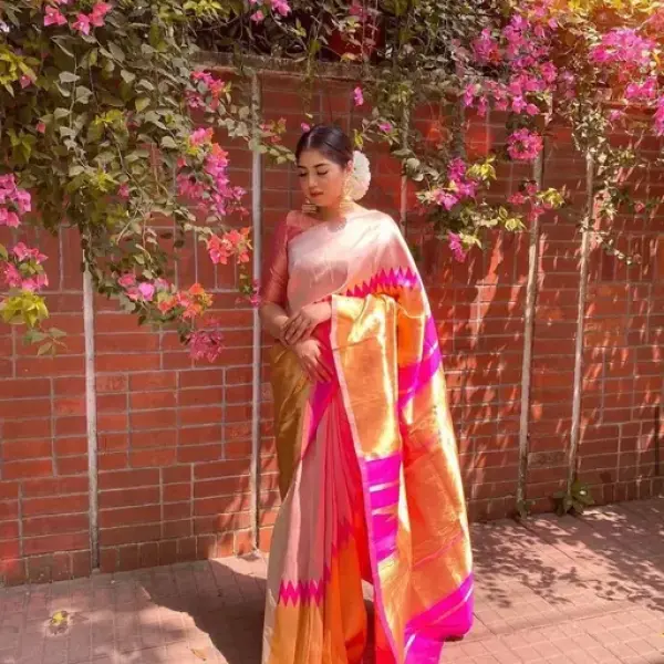  Nidhhi Wedding Look Should Banarasi Soft Lichi Silk Saree