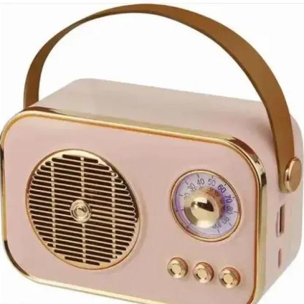 Speaker with Kurtis