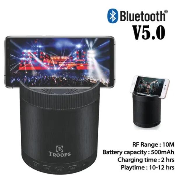 Speaker with Kurtis