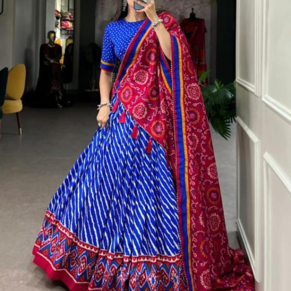 Pure Dolla silk chaniya choli with viving mill foil concept