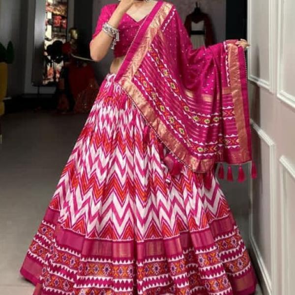 Pure Dolla silk chaniya choli with viving mill foil concept