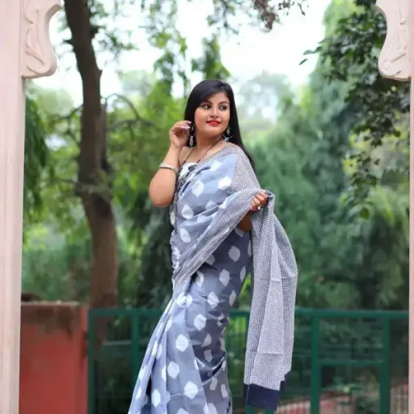 Women's Cotton Mulmul Saree