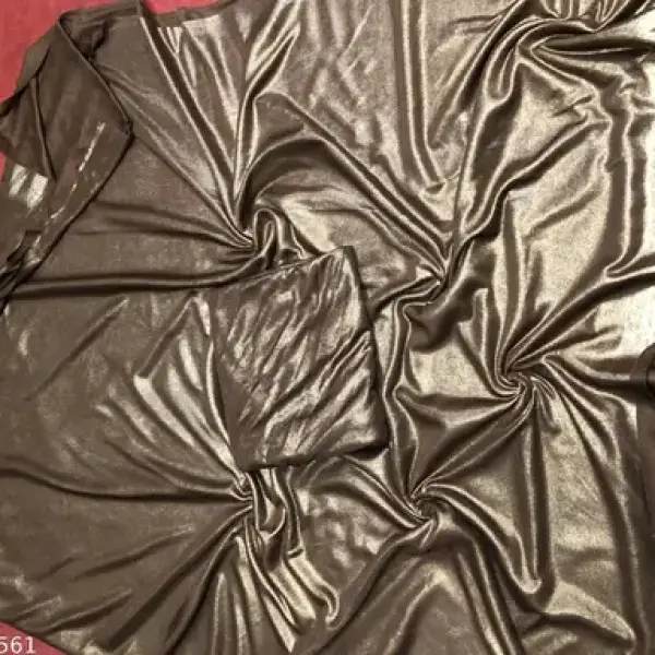 Women's Saree With Blouse