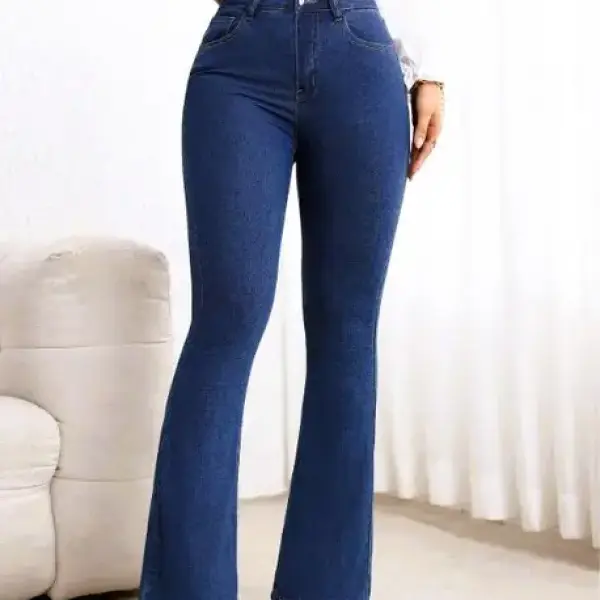 women trendy jeans