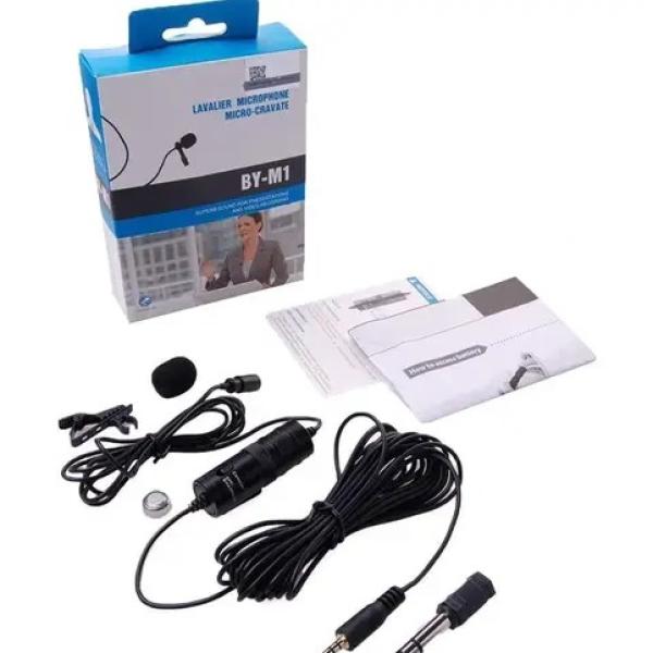 Microphone with Kurti