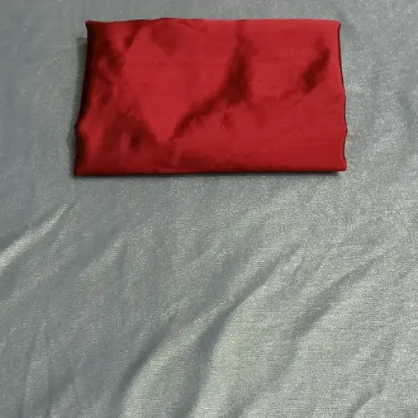 Women's Saree With Blouse