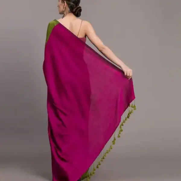  Alisha Fashionable Saree