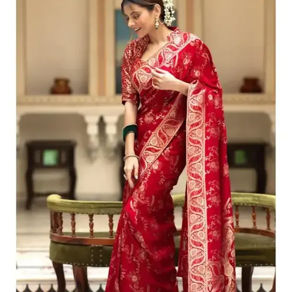  , Embellished Kanjivaram Silk Blend, Jacquard Saree