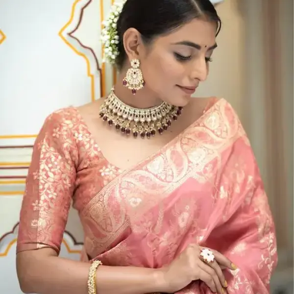  Woven, Embellished Kanjivaram Silk Blend, Jacquard Saree