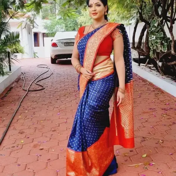 Kajal Kanjeevaram Silk Saree