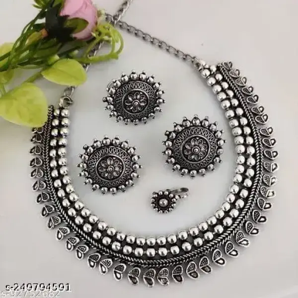 Women's Saree Combo