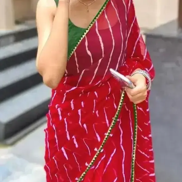 Women's Lehariya Printed Saree