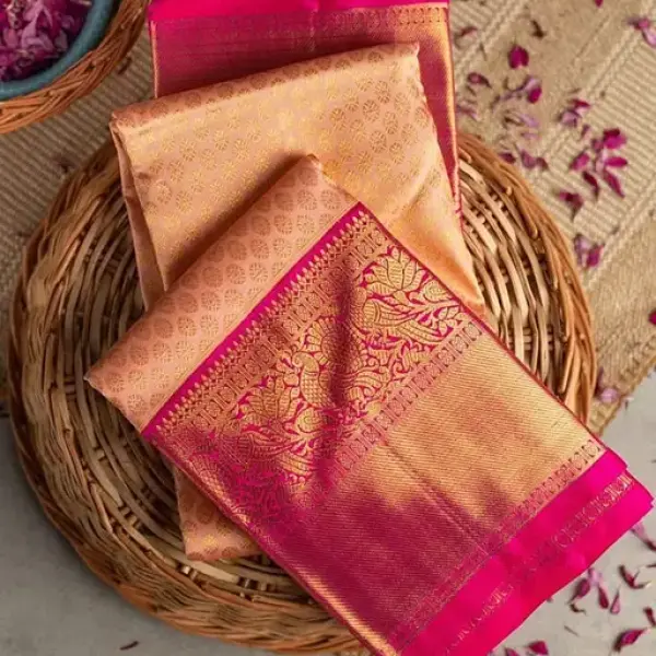 Women's Soft Lichi Silk Saree