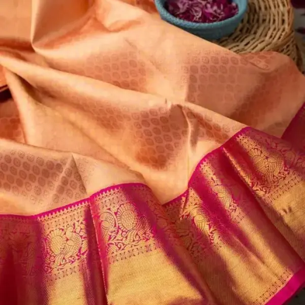 Designer silk saree with zari pattern