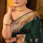  Banarasi Lichi Silk Jecqurd Saree