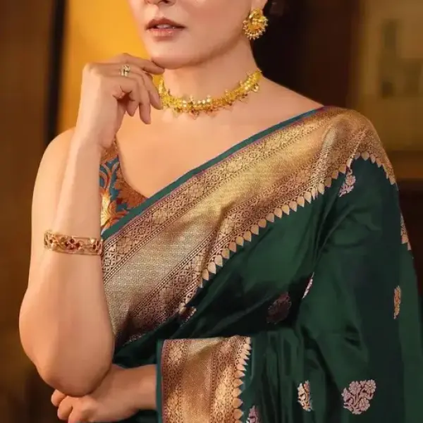  Banarasi Lichi Silk Jecqurd Saree