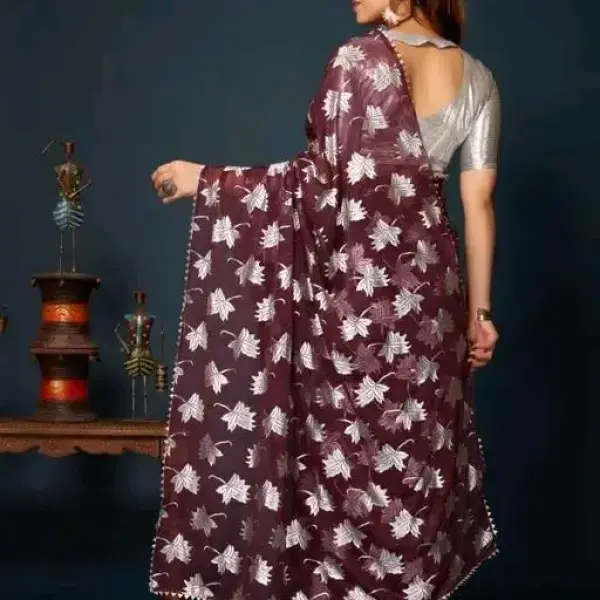  Prined saree