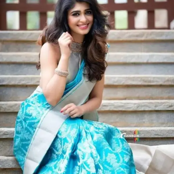 Latest kanjeevaram silk floral saree