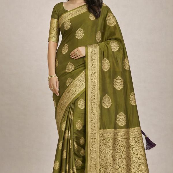 Women's Banarasi Silk Work Saree With Unstiched Blouse Piece