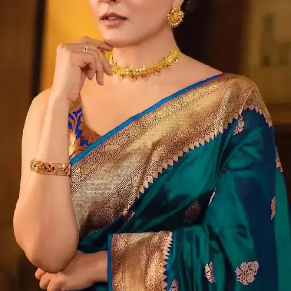  Banarasi Lichi Silk Jecqurd Saree