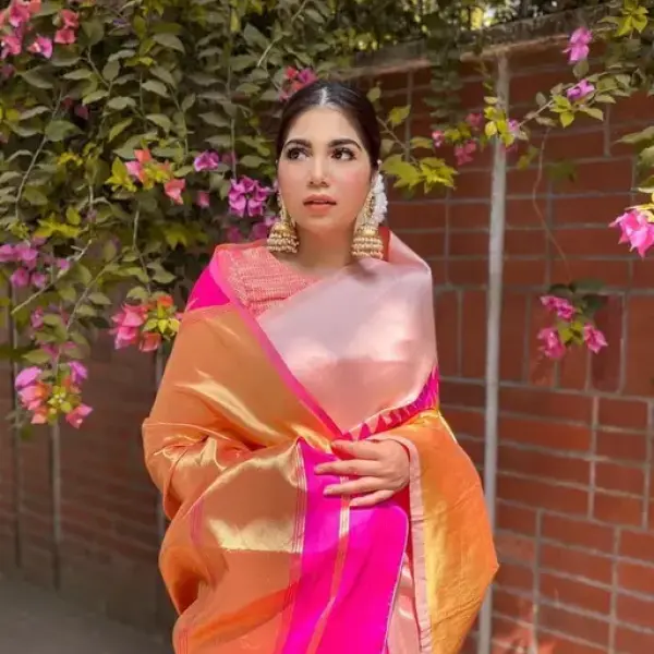  Nidhhi Wedding Look Should Banarasi Soft Lichi Silk Saree