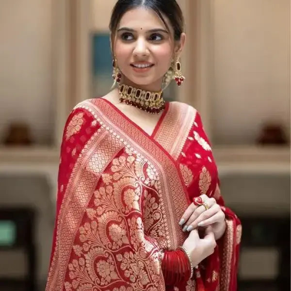  Woven BanarasiSilk Jacquard Saree